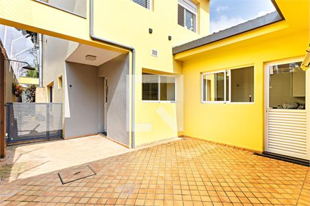 Casa à venda com 2 quartos, 151m² em Vila Elvira, São Paulo