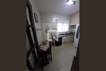 Casa à venda com 2 quartos, 85m² em Jardim Regis, São Paulo