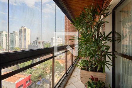 Apartamento à venda com 2 quartos, 260m² em Santo Amaro, São Paulo