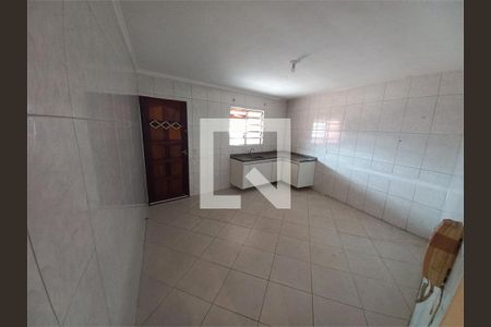 Casa à venda com 2 quartos, 115m² em Parque Pinheiros, Taboão da Serra