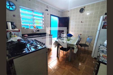 Casa à venda com 4 quartos, 160m² em Vila Nova Pauliceia, São Paulo