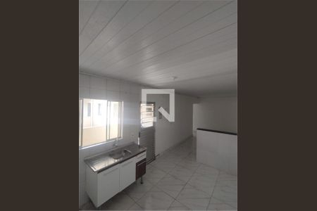 Casa à venda com 3 quartos, 197m² em Taboão, Diadema