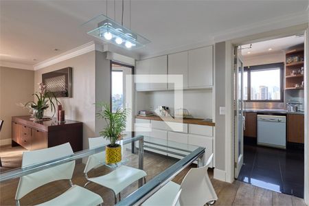 Apartamento à venda com 4 quartos, 262m² em Campo Belo, São Paulo