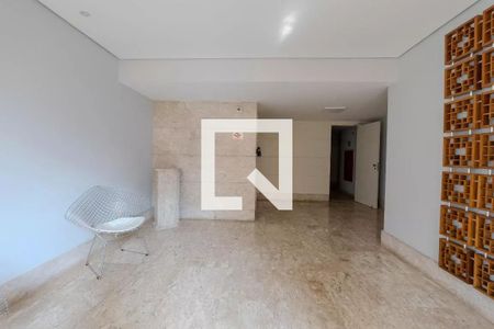 Hall de entrada de apartamento à venda com 4 quartos, 186m² em Bela Vista, São Paulo