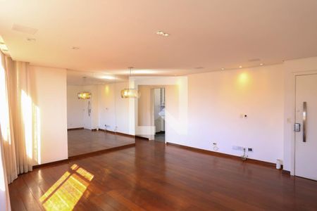 Sala de apartamento à venda com 3 quartos, 110m² em Santo Antônio, Belo Horizonte