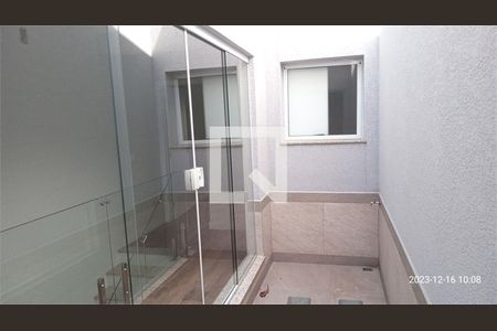 Casa à venda com 3 quartos, 105m² em Parque Sao Domingos, São Paulo