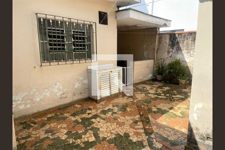 Casa à venda com 2 quartos, 300m² em Vila Mangalot, São Paulo