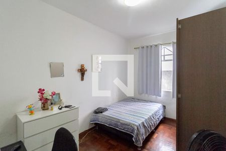 Quarto 1 de casa para alugar com 3 quartos, 130m² em Céu Azul, Belo Horizonte