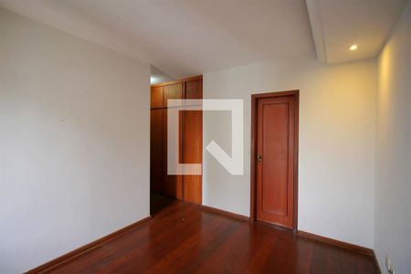 Suite de apartamento à venda com 4 quartos, 146m² em Santo Antônio, Belo Horizonte