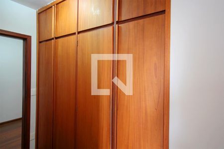 Suite de apartamento à venda com 4 quartos, 146m² em Santo Antônio, Belo Horizonte