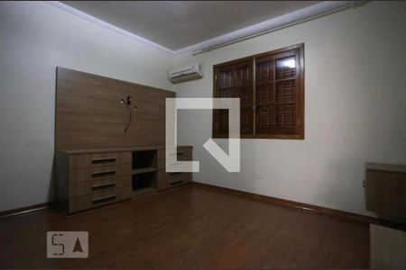 Casa à venda com 2 quartos, 230m² em Jardim Ivana, São Paulo