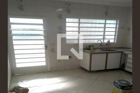 Casa à venda com 2 quartos, 125m² em Jardim Ester Yolanda, São Paulo