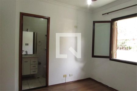 Casa à venda com 2 quartos, 122m² em Vila Gomes, São Paulo