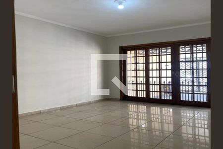 Casa à venda com 3 quartos, 125m² em Vila Lageado, São Paulo