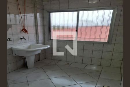 Apartamento à venda com 2 quartos, 65m² em Jardim Ester Yolanda, São Paulo