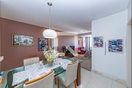 Sala de apartamento à venda com 3 quartos, 105m² em Buritis, Belo Horizonte