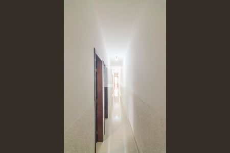 Corredor de casa à venda com 3 quartos, 102m² em Vila Metalúrgica, Santo André