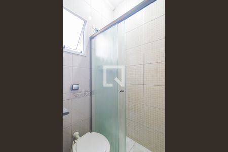 Casa à venda com 102m², 3 quartos e 2 vagas Casa à venda com 102m², 3 quartos e 2 vagasBanheiro da Suite 2