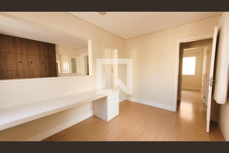 Suite Master de apartamento à venda com 3 quartos, 136m² em Parque das Flores, Campinas