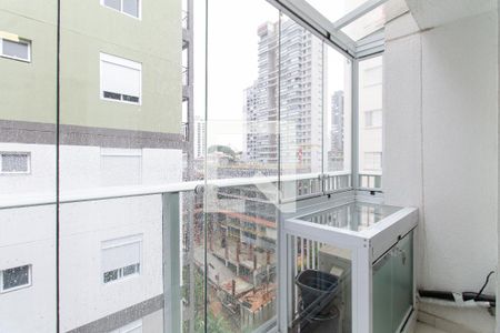 Varanda e área de serviço de apartamento à venda com 1 quarto, 43m² em Vila Mariana, São Paulo