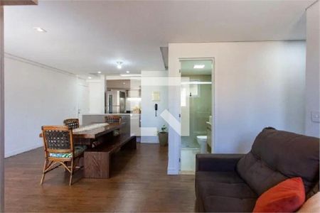 Apartamento à venda com 3 quartos, 70m² em Vila Pereira Cerca, São Paulo