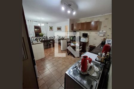 Casa à venda com 3 quartos, 116m² em Vila Friburgo, São Paulo