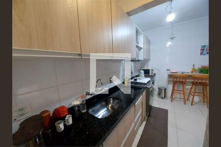 Casa à venda com 4 quartos, 221m² em Vila Lucinda, Santo André