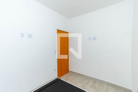 Quarto 1 de apartamento para alugar com 2 quartos, 42m² em Jardim Ana Rosa, São Paulo