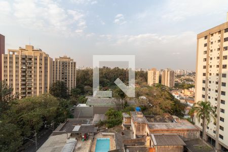 Vista/Sala de apartamento à venda com 3 quartos, 65m² em Butantã, São Paulo