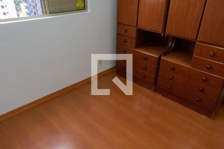 QUARTO 1 de apartamento para alugar com 2 quartos, 60m² em Mansões Santo Antônio, Campinas