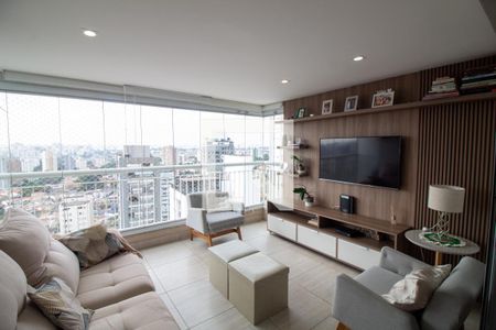 Sala de apartamento à venda com 2 quartos, 71m² em Campo Belo, São Paulo