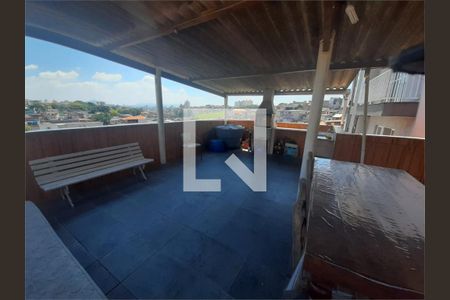 Casa à venda com 3 quartos, 141m² em Santo Antônio, Osasco