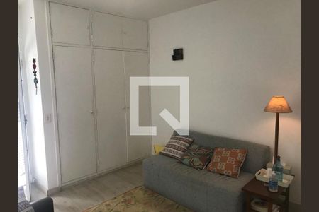 Casa à venda com 4 quartos, 181m² em Vila Madalena, São Paulo