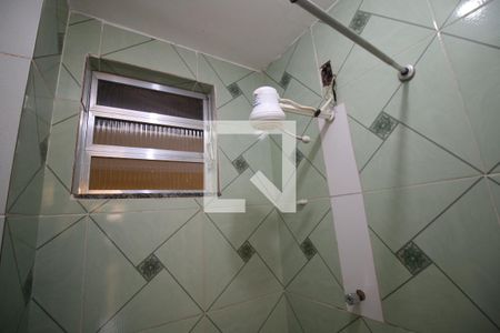 Banheiro de apartamento à venda com 1 quarto, 43m² em Inhaúma, Rio de Janeiro