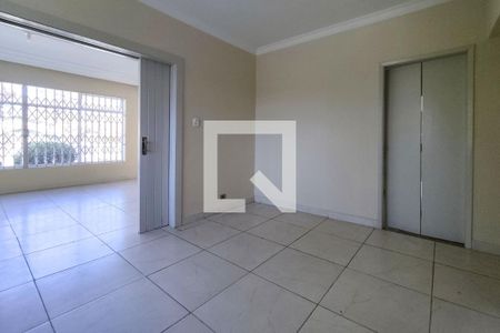 Sala 2 de casa para alugar com 6 quartos, 350m² em Guabirotuba, Curitiba