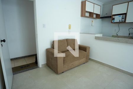 Sala de apartamento para alugar com 1 quarto, 48m² em Stella Maris, Salvador