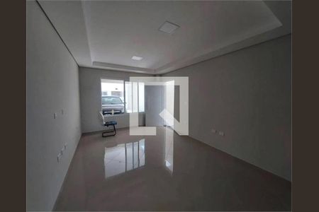 Casa à venda com 3 quartos, 131m² em Umuarama, Osasco