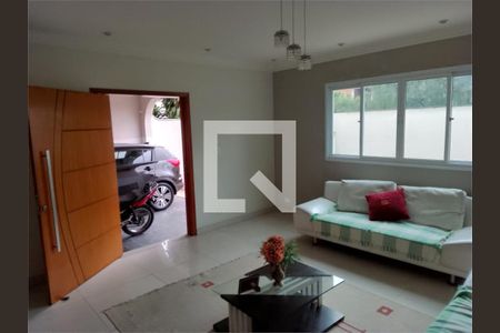 Casa à venda com 3 quartos, 202m² em City Bussocaba, Osasco