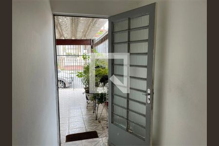 Casa à venda com 2 quartos, 110m² em Vila Nivi, São Paulo