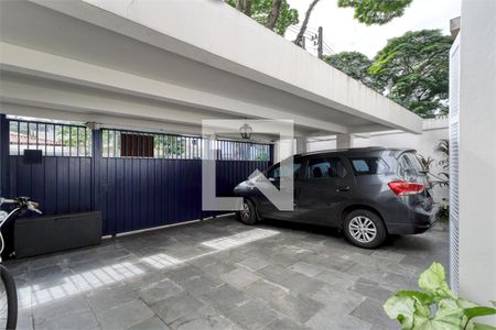 Casa à venda com 3 quartos, 177m² em Santo Amaro, São Paulo