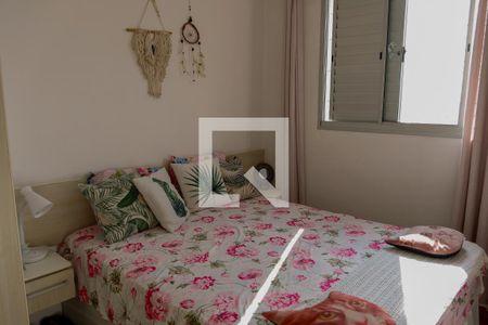 Quarto 1 de apartamento à venda com 2 quartos, 53m² em Jardim Roberto, Osasco