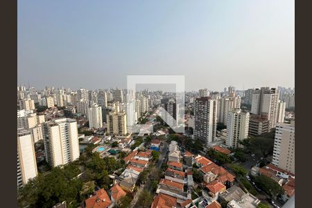 Vista da sala de apartamento à venda com 3 quartos, 185m² em Água Branca, São Paulo