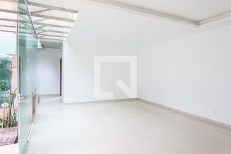 sala de casa de condomínio à venda com 4 quartos, 400m² em Vila do Ouro, Nova Lima