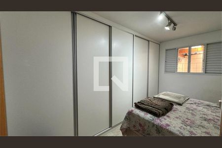 Casa à venda com 3 quartos, 115m² em Cidade Dutra, São Paulo