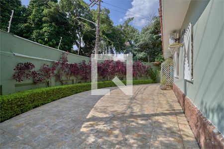 Casa à venda com 3 quartos, 300m² em Vila Elvira, São Paulo