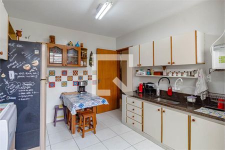 Casa à venda com 3 quartos, 186m² em Vila Madalena, São Paulo