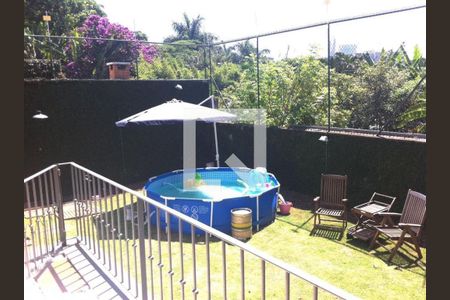 Casa à venda com 3 quartos, 300m² em Retiro Morumbi, São Paulo