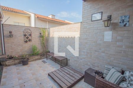 Casa de condomínio à venda com 141m², 3 quartos e 2 vagas Casa de condomínio à venda com 141m², 3 quartos e 2 vagasÁrea Externa