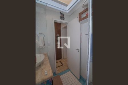 Casa de condomínio à venda com 141m², 3 quartos e 2 vagas Casa de condomínio à venda com 141m², 3 quartos e 2 vagasBanheiro