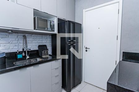 cozinha  de apartamento para alugar com 1 quarto, 42m² em Vila Palmeiras, São Paulo